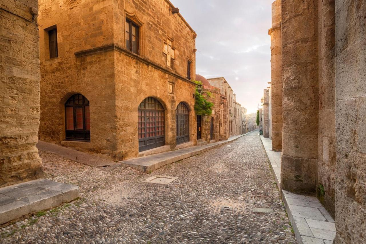 Colourful Aria Of The Medieval Town Rhodes City Dış mekan fotoğraf